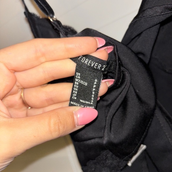 Bandana lace trim top - Picture 3 of 3